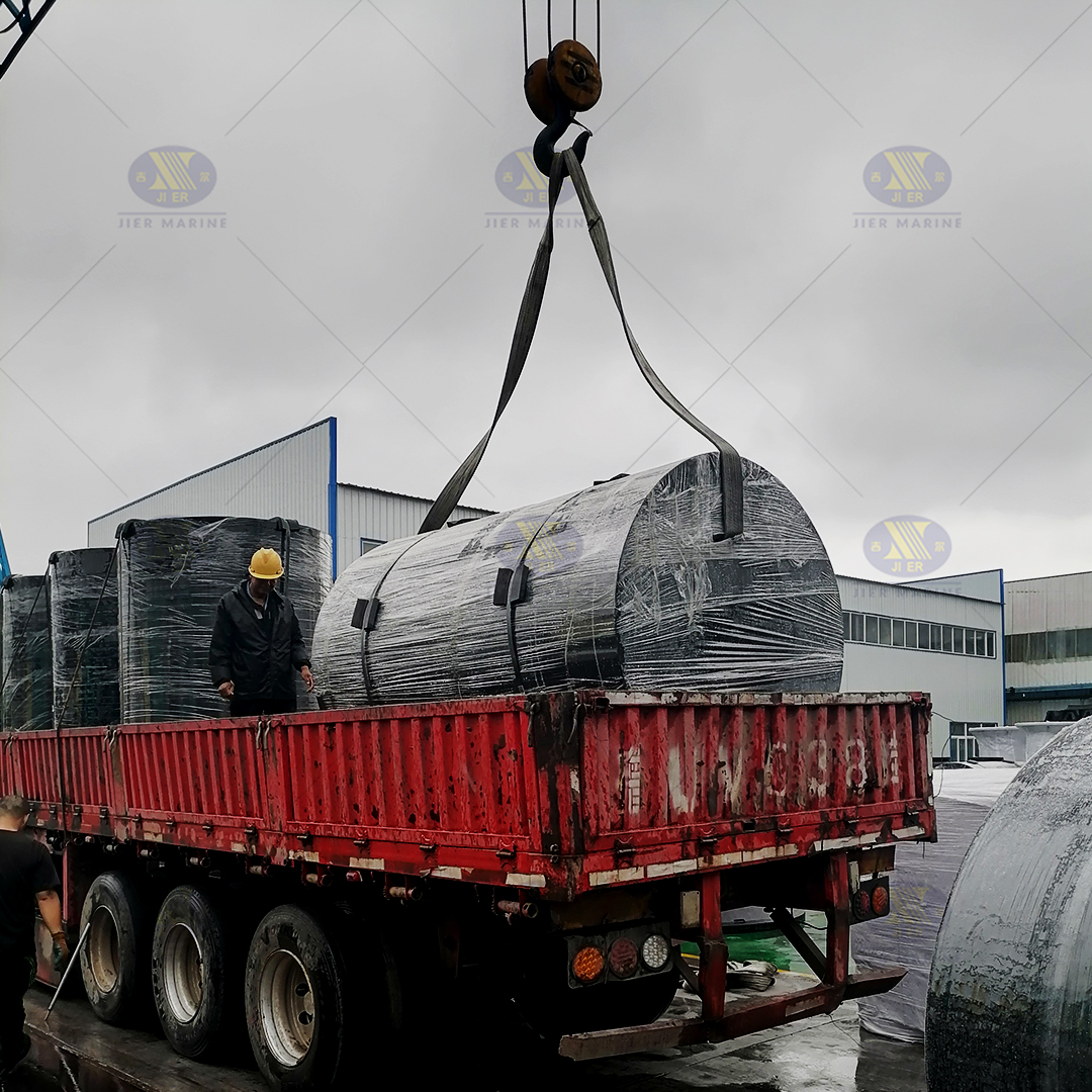 Jier Marine Cylindrical Fender siap untuk pemasangan (8)