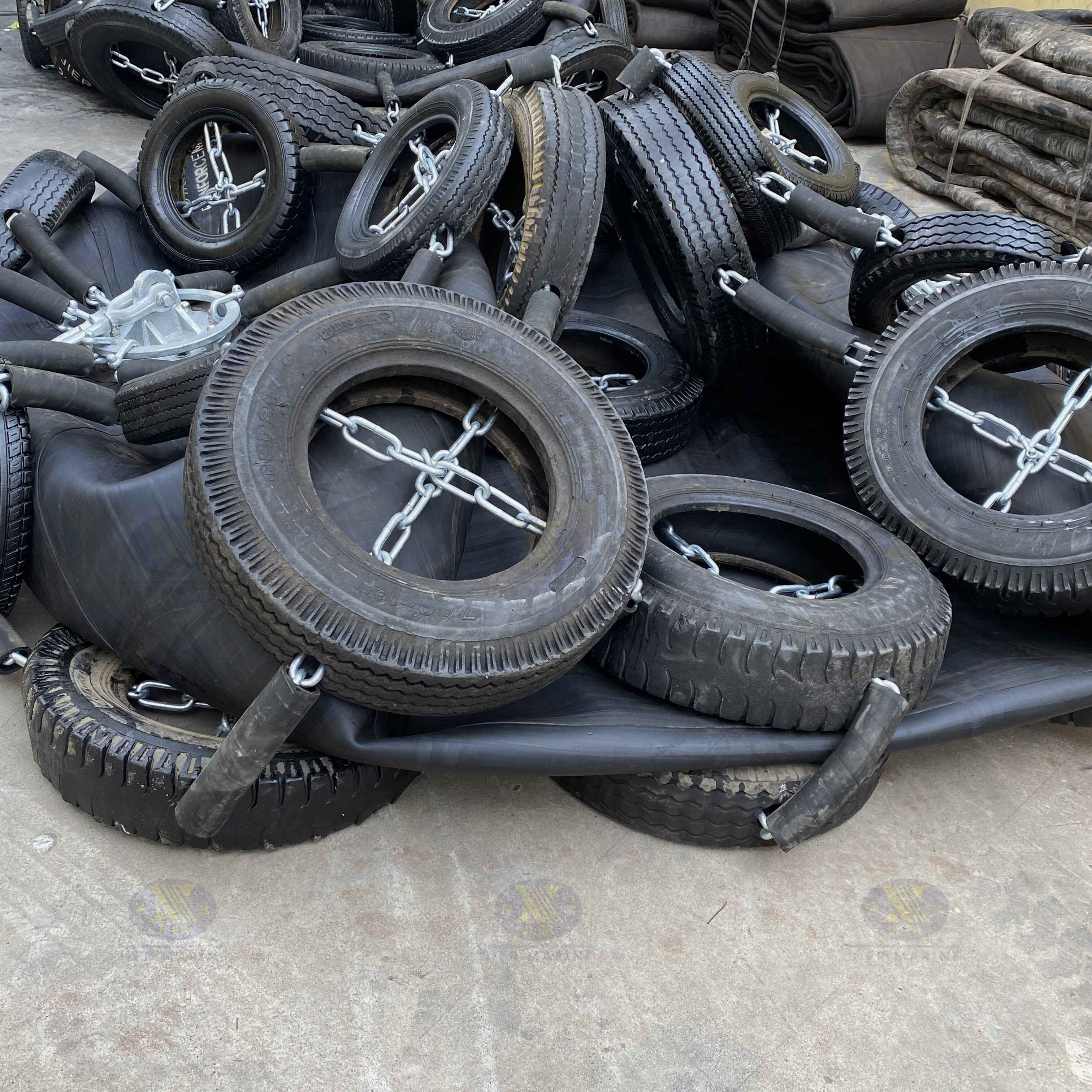 Urutan Fender Pneumatik dari Norwegia (1)