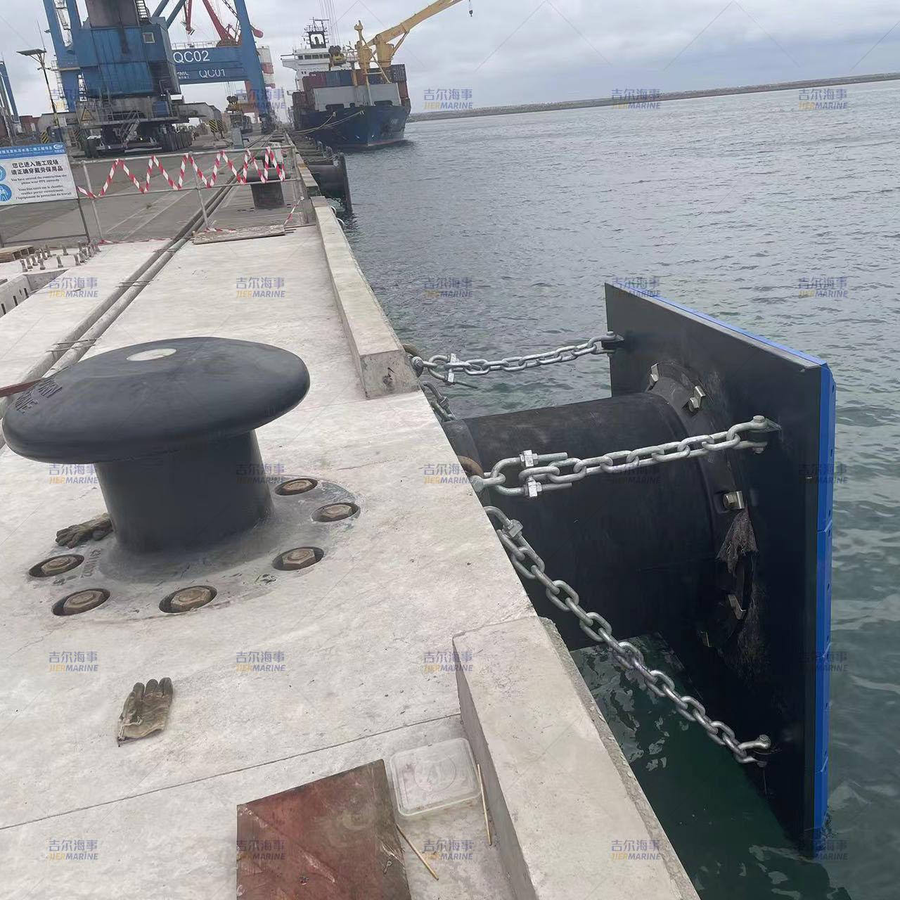 Fender Sel Super, Fender Arch dan Bollard Pilar Baja Cast untuk Kribi Laut Laut Dalam di Kamerun, Afrika (JSC 、 JBP)